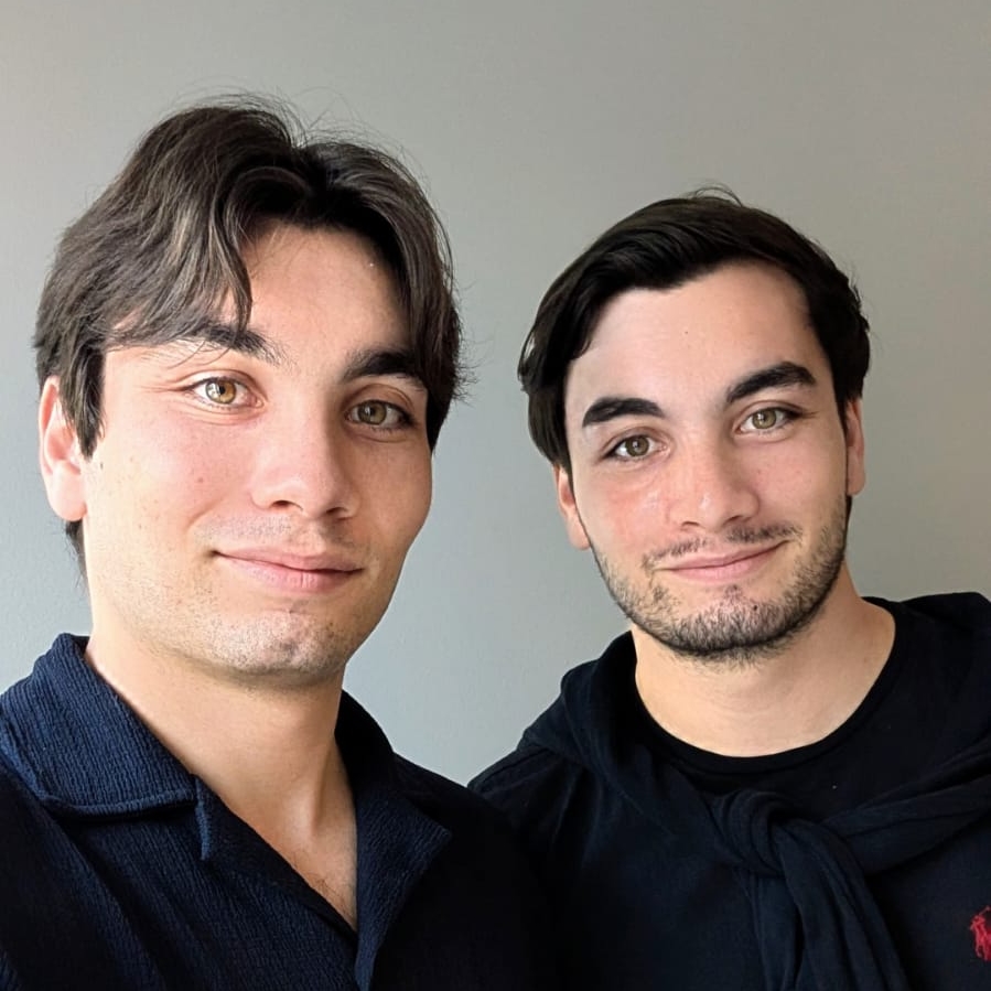 William et Alexandre Adamsha